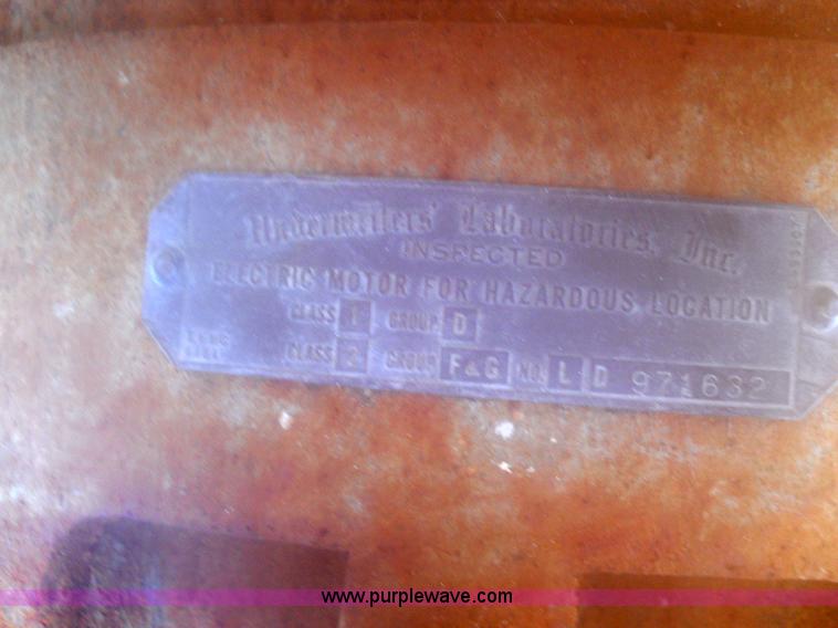 image for item 5003 Roller mill with electric motor