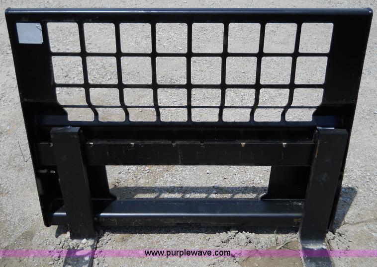 image for item 5015 Pallet fork skid steer attachment