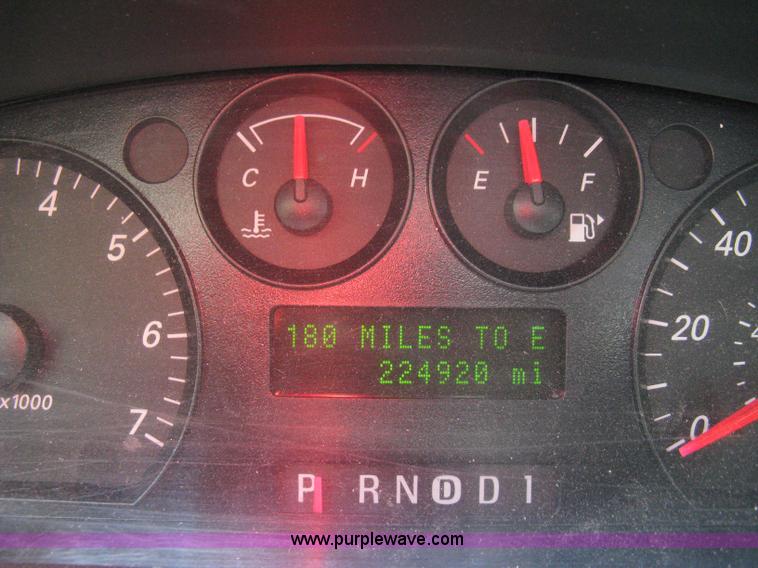 image for item 5035 2007 Ford Taurus SE