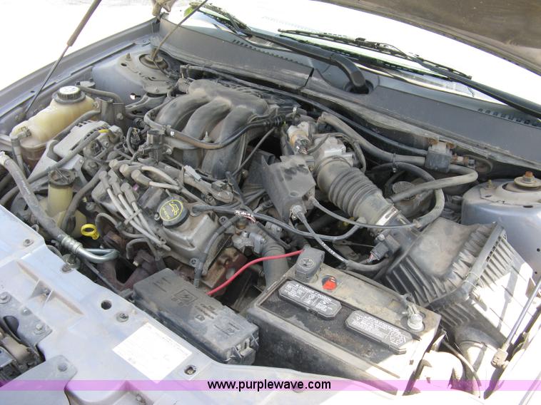 image for item 5035 2007 Ford Taurus SE