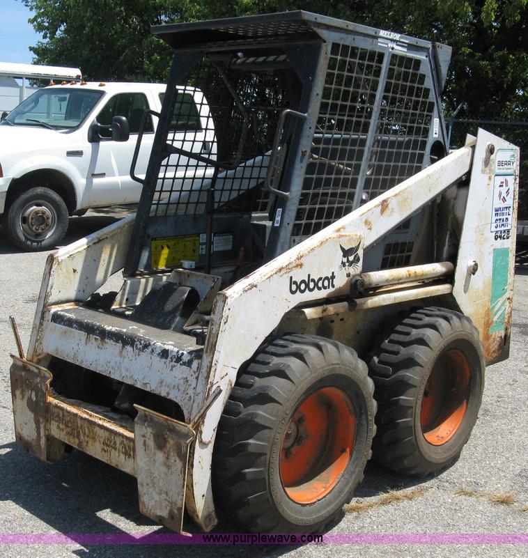 image for item 5036 1989 Bobcat 642B skid steer