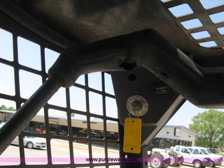 image for item 5036 1989 Bobcat 642B skid steer