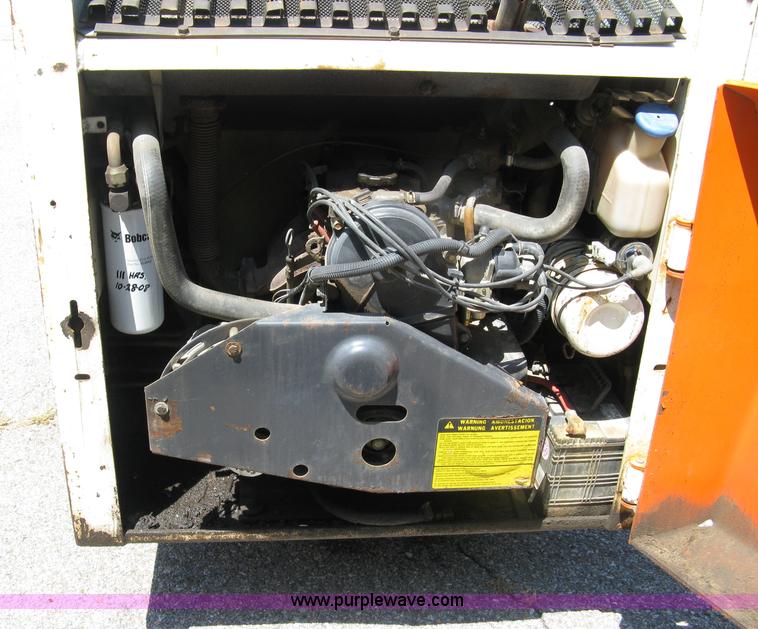 image for item 5036 1989 Bobcat 642B skid steer