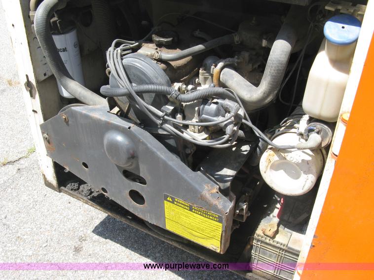 image for item 5036 1989 Bobcat 642B skid steer