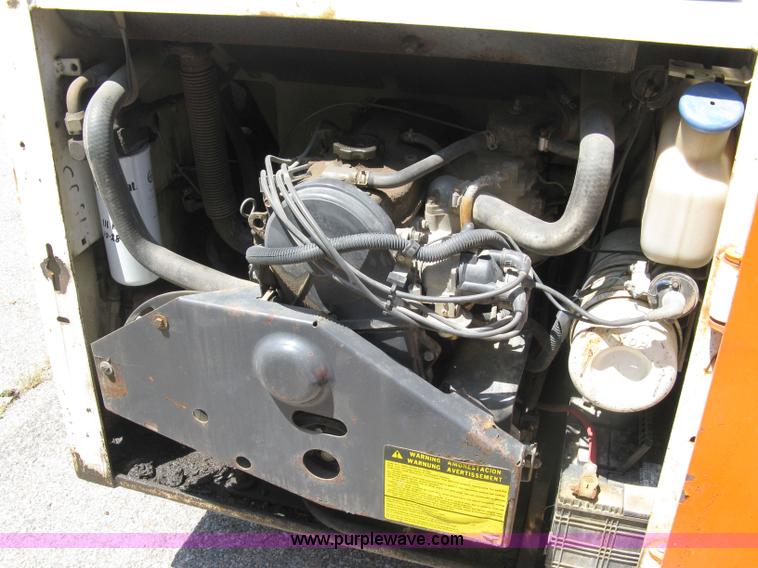 image for item 5036 1989 Bobcat 642B skid steer