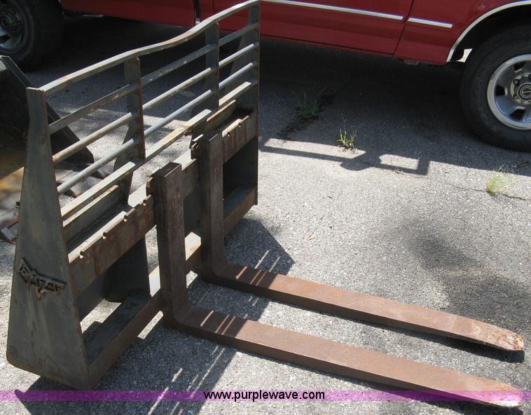 image for item 5038 Sayer quick attach pallet forks skid steer attachment