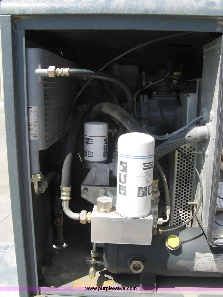 image for item 5041 2004 Atlas Copco GX7 air compressor