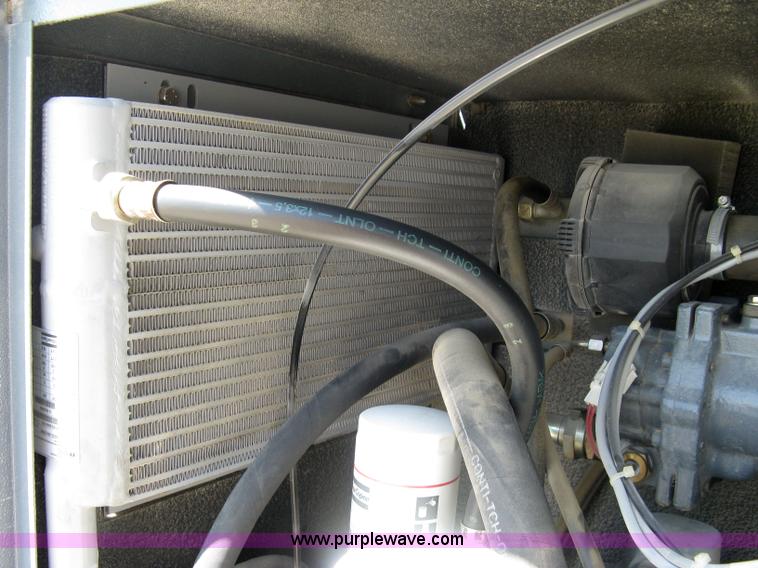 image for item 5041 2004 Atlas Copco GX7 air compressor