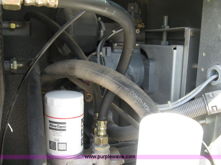 image for item 5041 2004 Atlas Copco GX7 air compressor