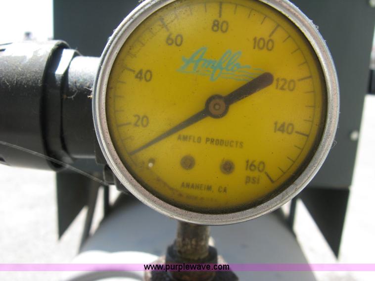 image for item 5041 2004 Atlas Copco GX7 air compressor