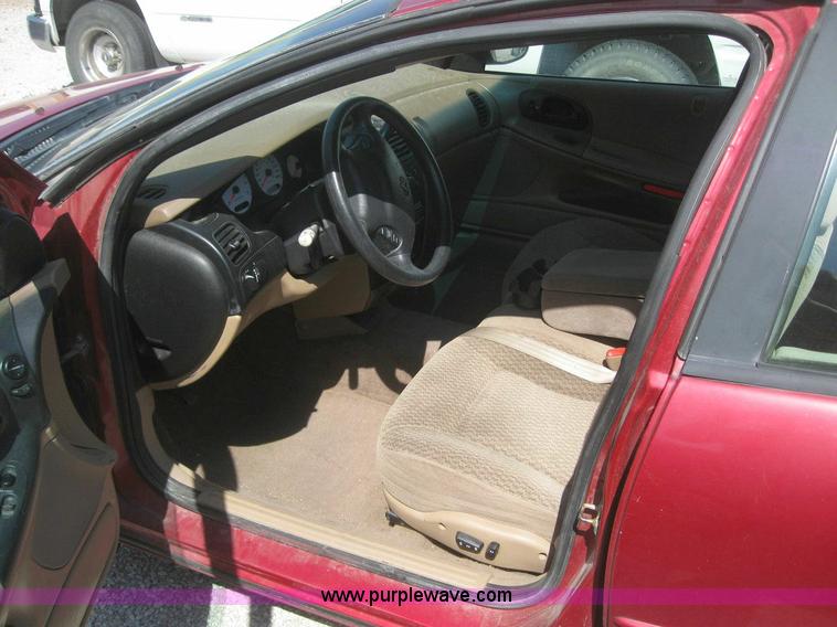 image for item 6100 1998 Dodge Intrepid