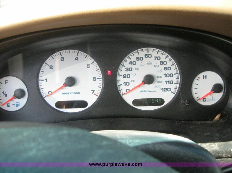 image for item 6100 1998 Dodge Intrepid