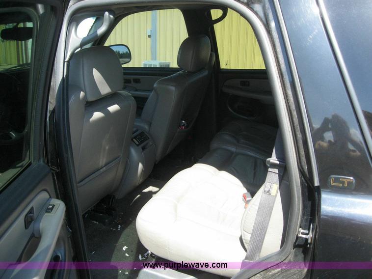 image for item 6102 2002 Chevrolet Tahoe