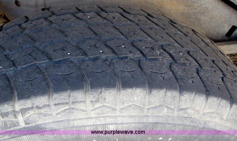 image for item 6102 2002 Chevrolet Tahoe