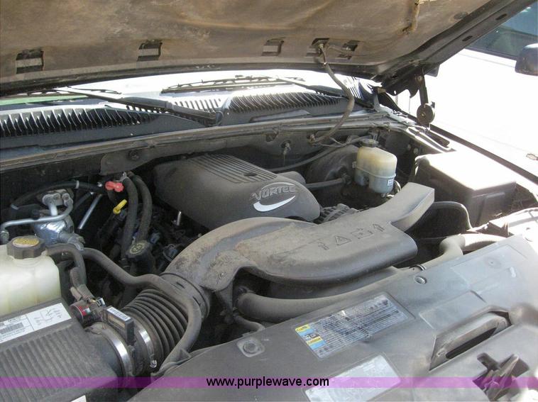 image for item 6102 2002 Chevrolet Tahoe