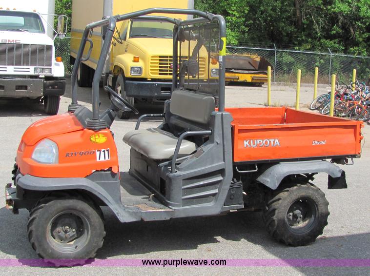 image for item 6679 2007 Kubota RTV 900 utility vehicle