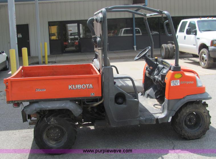 image for item 6679 2007 Kubota RTV 900 utility vehicle