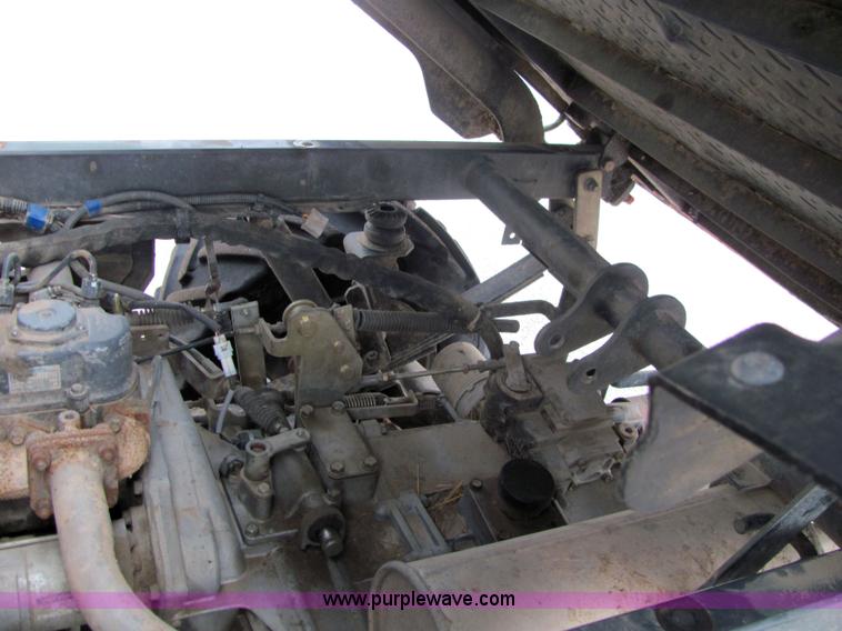 image for item 6735 Kubota RTV 900 utility vehicle