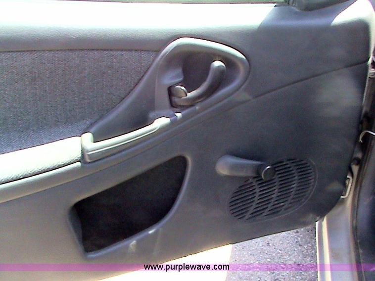 image for item 6819 2002 Chevrolet Cavalier