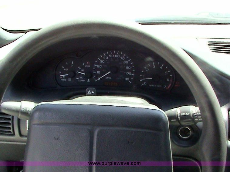 image for item 6819 2002 Chevrolet Cavalier