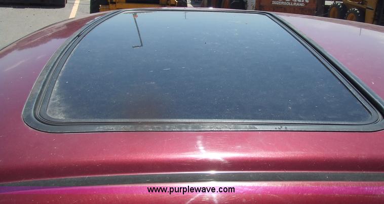 image for item 7104 1995 Honda Accord LX