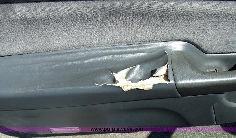 image for item 7104 1995 Honda Accord LX