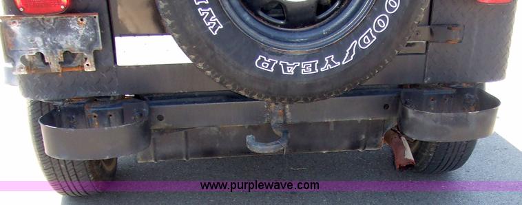 image for item 7107 1993 Jeep Wrangler