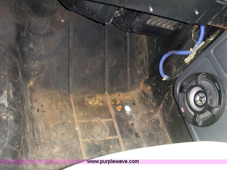 image for item 7107 1993 Jeep Wrangler