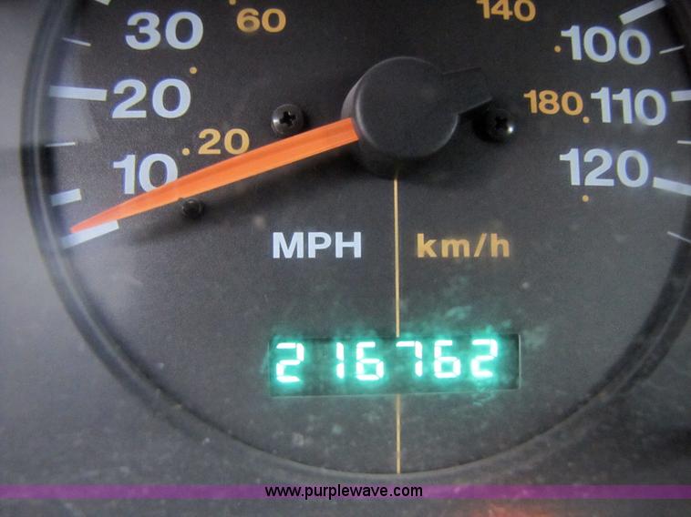 image for item 7152 1996 Jeep Grand Cherokee Laredo