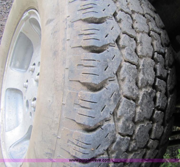 image for item 7152 1996 Jeep Grand Cherokee Laredo