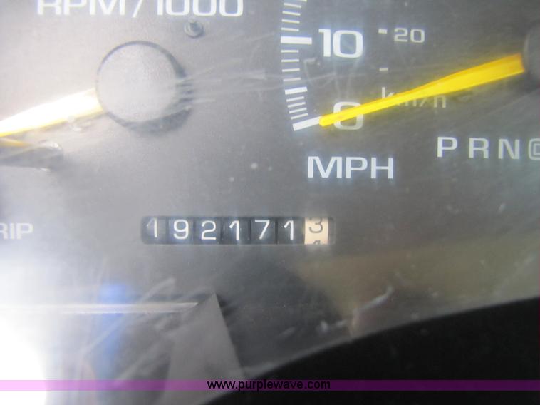 image for item 7236 1996 Chevrolet C2500 extended cab pickup truck