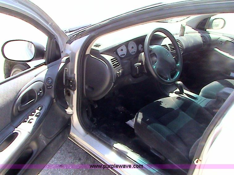 image for item 9001 2001 Dodge Intrepid SE