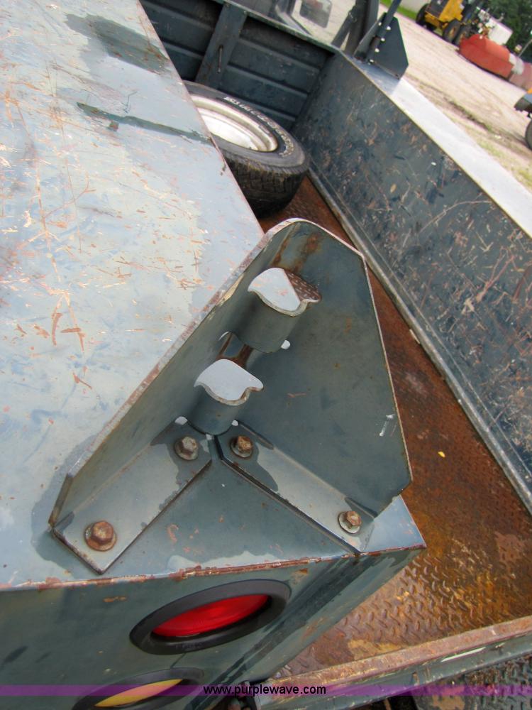 image for item 3051 1985 Chevrolet S-10 utility truck