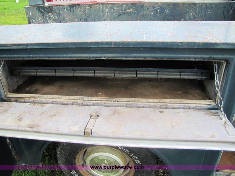 image for item 3051 1985 Chevrolet S-10 utility truck