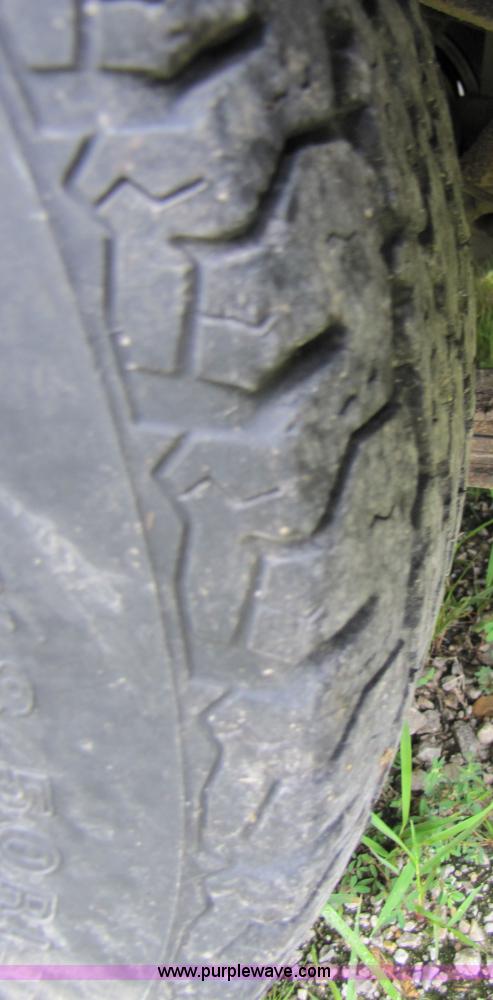 image for item 3051 1985 Chevrolet S-10 utility truck