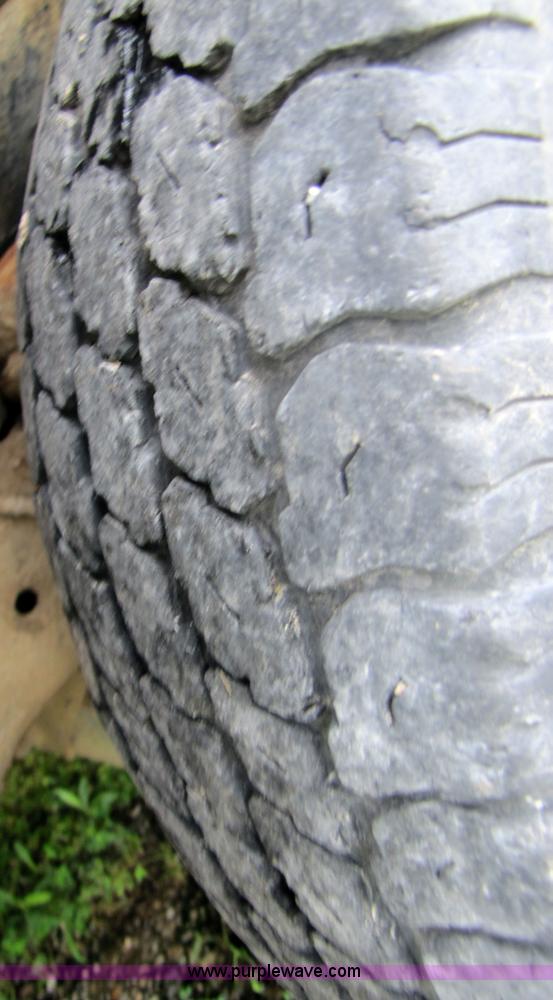 image for item 3051 1985 Chevrolet S-10 utility truck