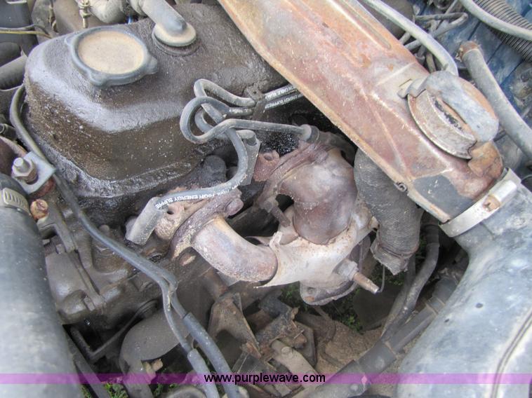 image for item 3051 1985 Chevrolet S-10 utility truck