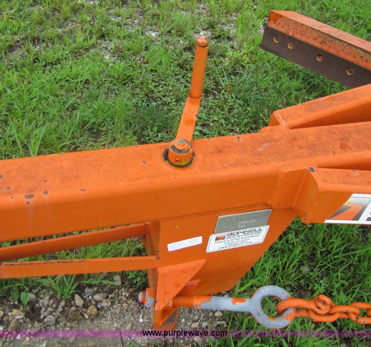 image for item 3052 Bonnell 272-305 road drag