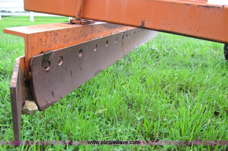 image for item 3052 Bonnell 272-305 road drag