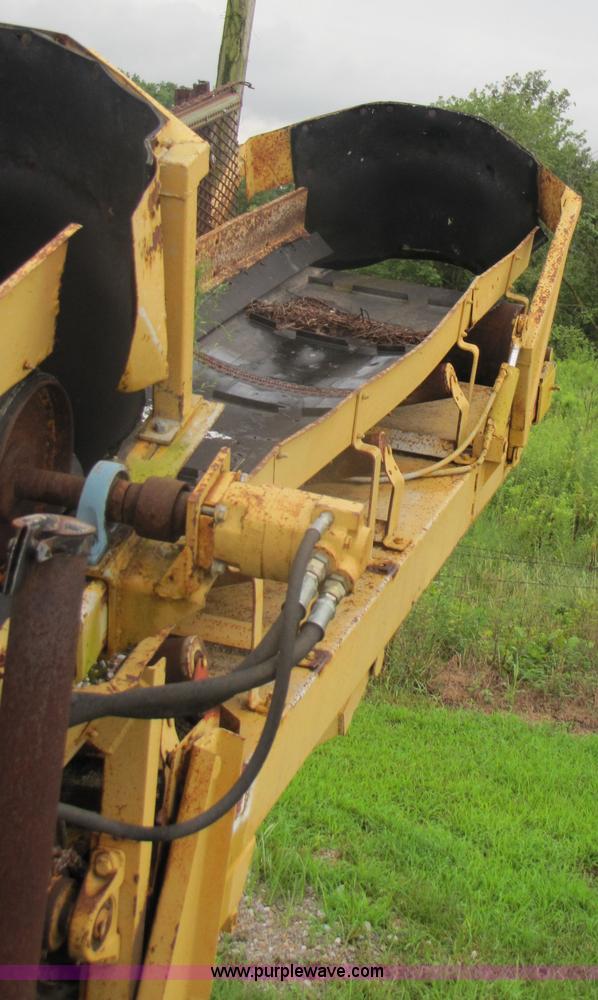 image for item 3053 1986 Athey 7-12D force feed loader