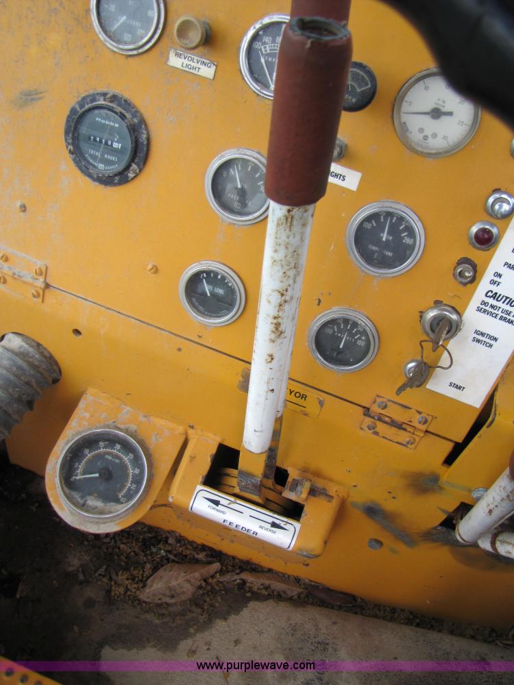 image for item 3053 1986 Athey 7-12D force feed loader