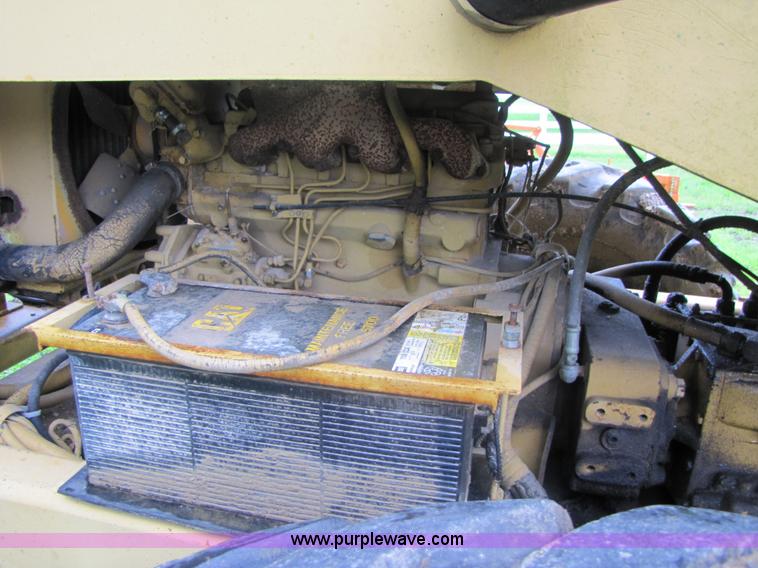 image for item 3053 1986 Athey 7-12D force feed loader