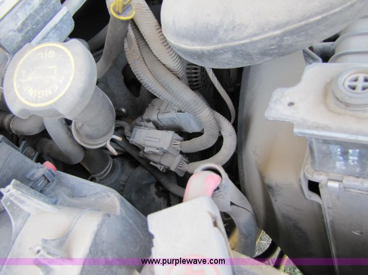 image for item 3136 1997 Ford utility van with shelving