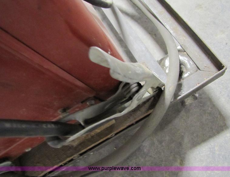 image for item 3545 Lincoln Arc welder Idealarc 250