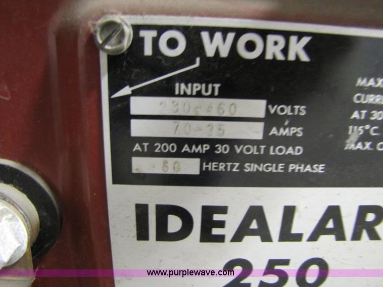image for item 3545 Lincoln Arc welder Idealarc 250