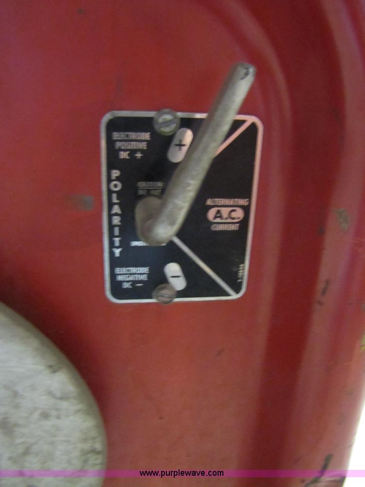 image for item 3546 Lincoln Arc welder Idealarc 250