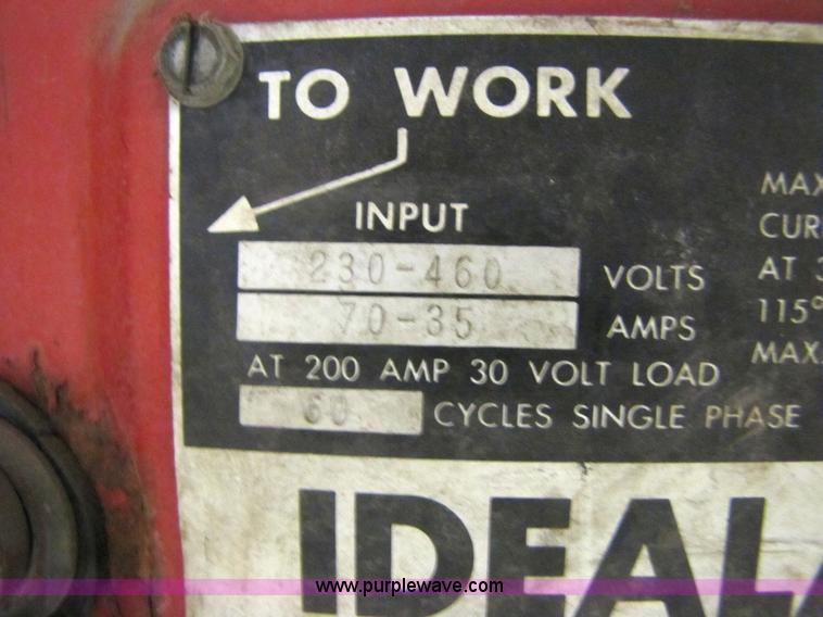 image for item 3546 Lincoln Arc welder Idealarc 250