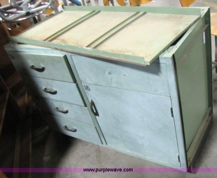 image for item 3550 (5) Metal drawers