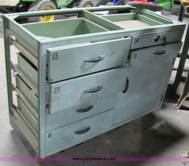 image for item 3550 (5) Metal drawers