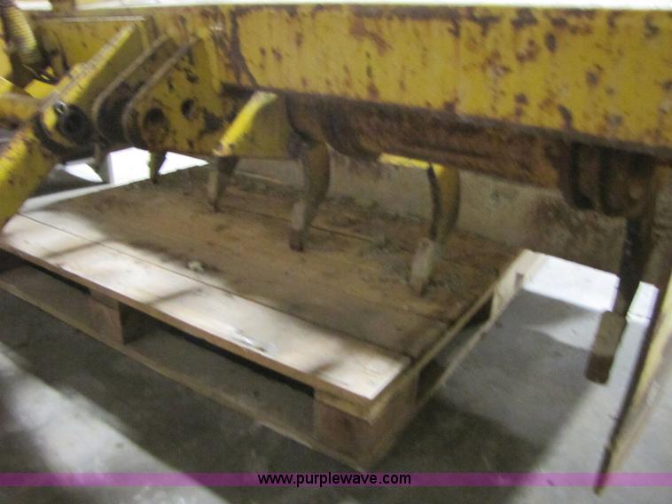 image for item 3552 Servis 6' box blade